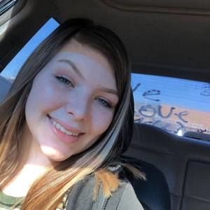 Meet your Posher, Angelina